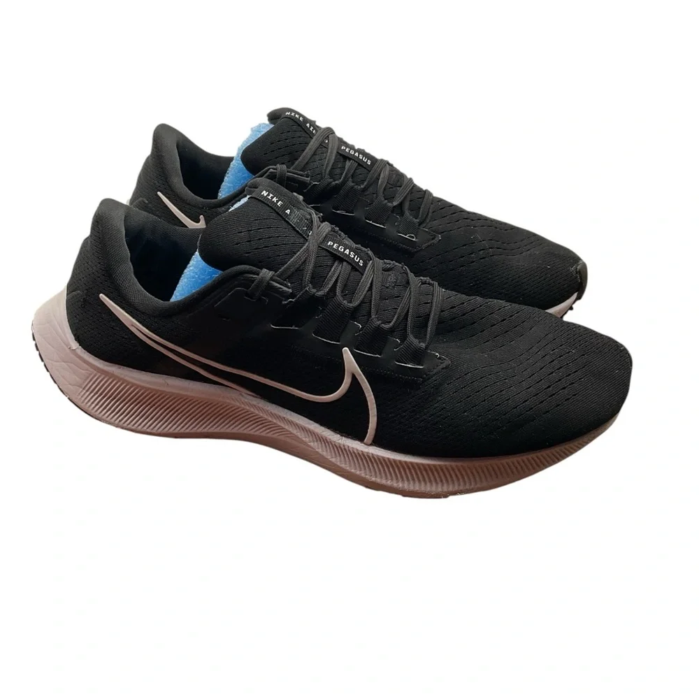 Nike Air Zoom Pegasus 38 Black Running Shoes size 10